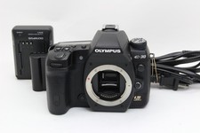 Excellent  OLYMPUS E-30 body only DSLR camera 2144 clicks