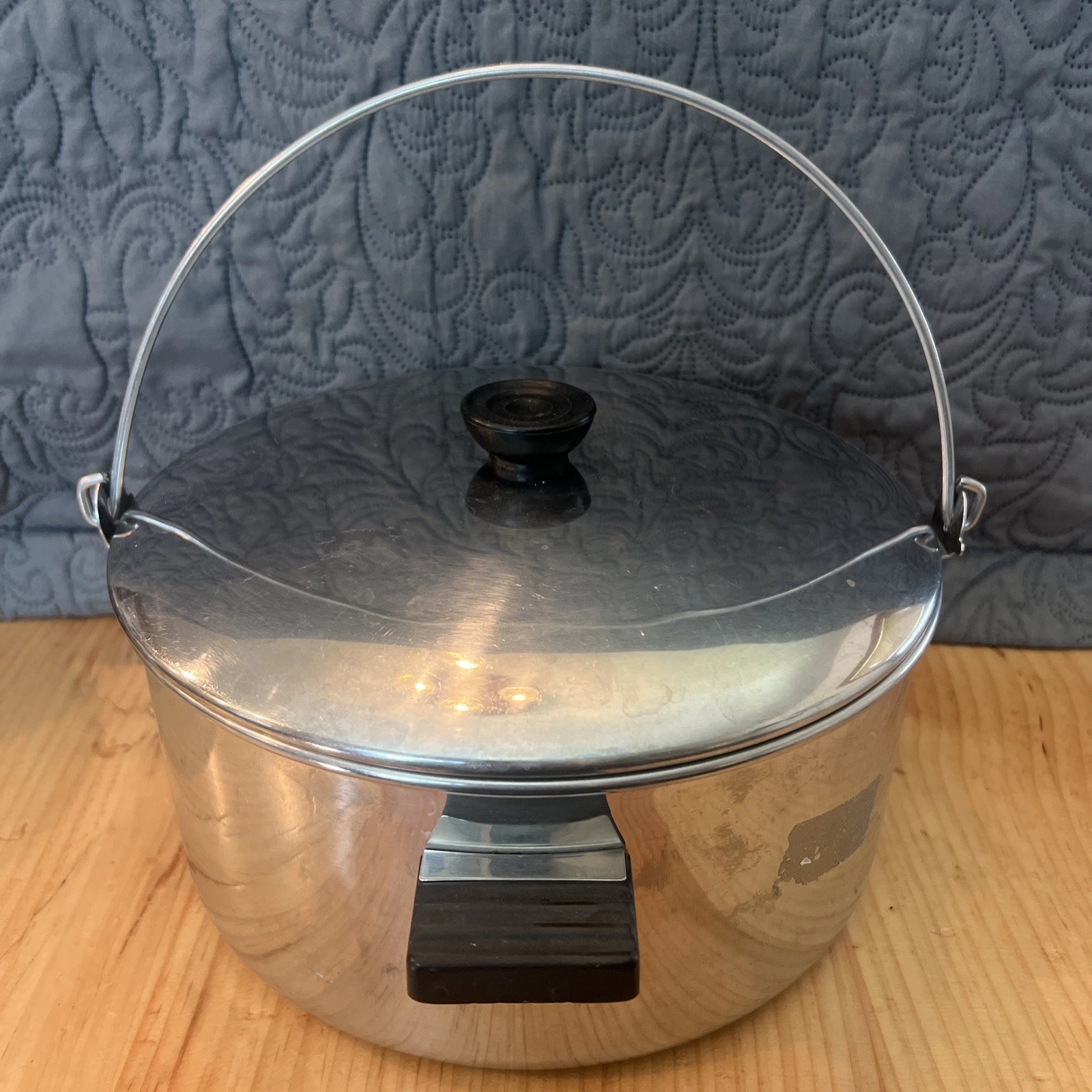 Vintage Revere? 6qt Stockpot W/lid And Swing Down Handle