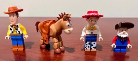 LEGO Toy Story 2 Woody's Roundup! Set 7594 Complete With Instruction Manuals