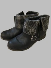 Rocket Dog Plaid Cuffed Ankle Boots