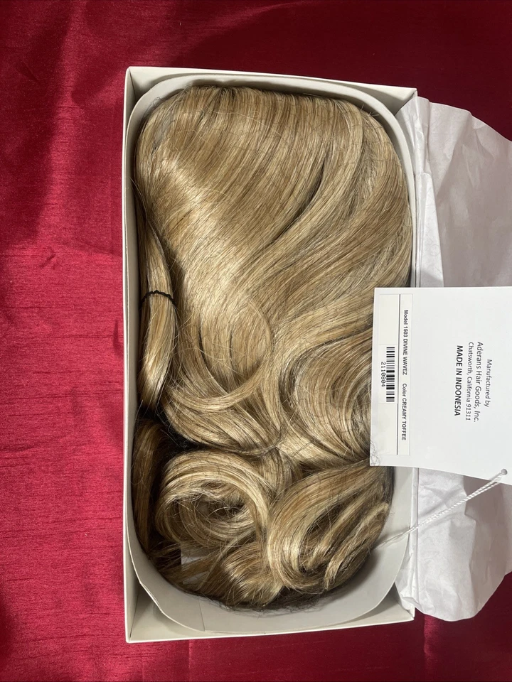 MUSE SERIES CREAMY TOFFEE  BREEZY WAVEZ SYNTHETIC WIG | Rene of Paris - Image 4 of 4