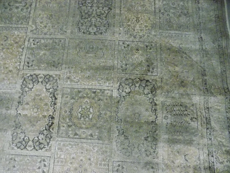 MOUSE 5'-3" X 7'-6" Stained Rug, Reduced Price 1172579971 VTG127-3110-5 - Image 2 of 4