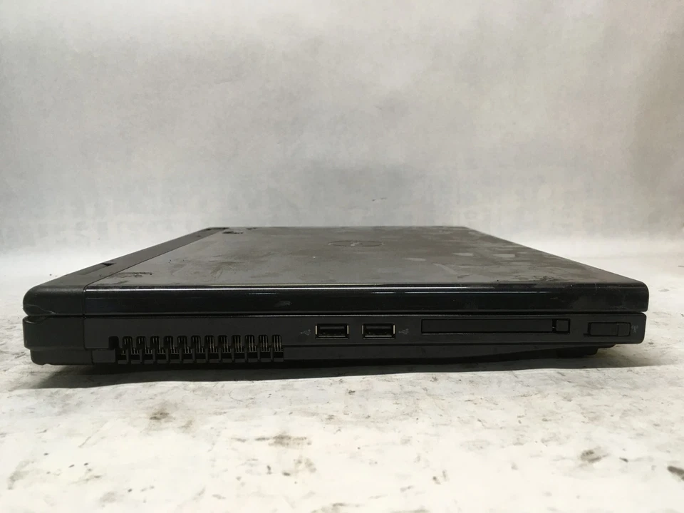 Dell Vostro 1510 14" [FOR PARTS] Intel Core 2 Duo @ 1.8 GHz - JZ - Image 3 of 4