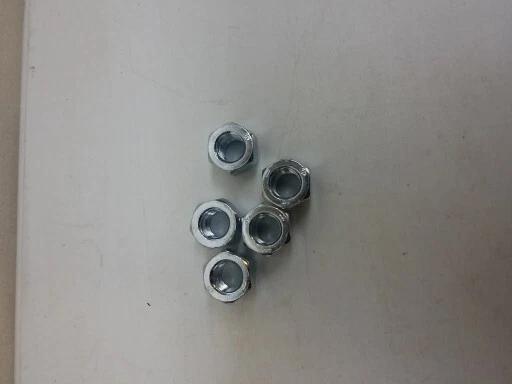 BD61283 Wagner Piezas de freno Tuercas de rueda Caja de 5 Tuercas de rueda BD61283 Foto 2 de 3