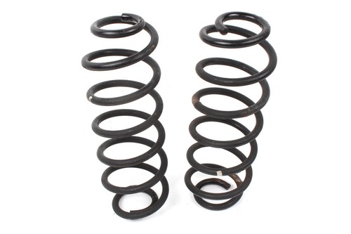 VW Golf 6 1,4 Ltr. Golf 5 1,6 Federn Hinterachse hinten links und rechts 1x weiß