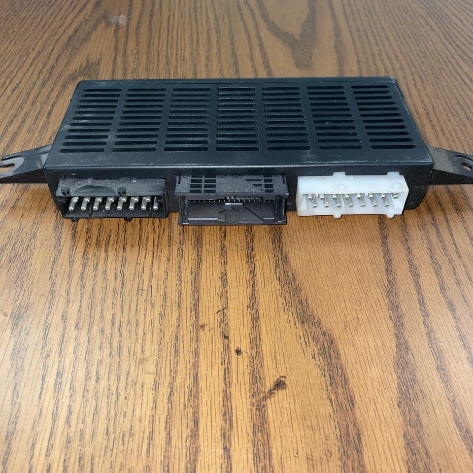 BMW E38 E39 740I 740IL 750IL X5 X7 MÓDULO DE CONTROL DE ILUMINACIÓN LCM OEM 8 386 208 Foto 3 de 4