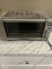 Breville BOV650XL the Compact Smart Oven Countertop Toaster Oven (TESTED)