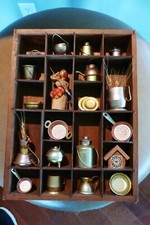 vtg. Miniature Copper Dollhouse Pots Pans set in display case