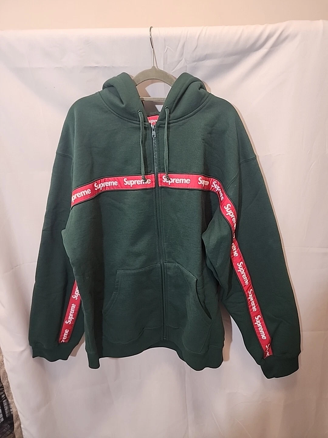 Sweat shirt à capuche Supreme Homme XL à rayures textuelles   vert foncé   octobre 2019