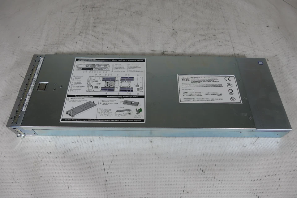 Servidor Blade Cisco UCS B200 M5 2x Xeon Gold 6152 2,1 GHz 22 núcleos 128 GB 2x bandejas Foto 4 de 4