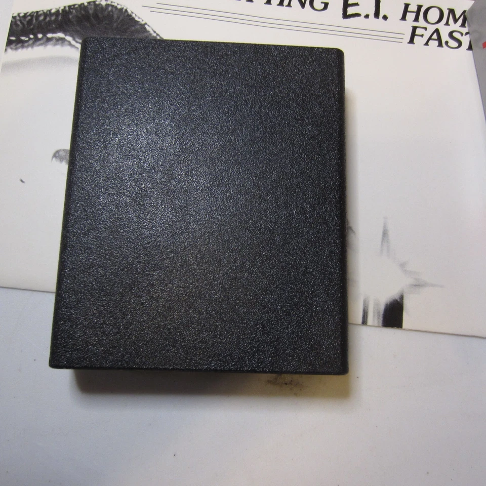 ATARI - E T  Extra-Terrestrial 2600 Video Game System GAME1982 BOX AND BOOKLETS - Image 2 of 4