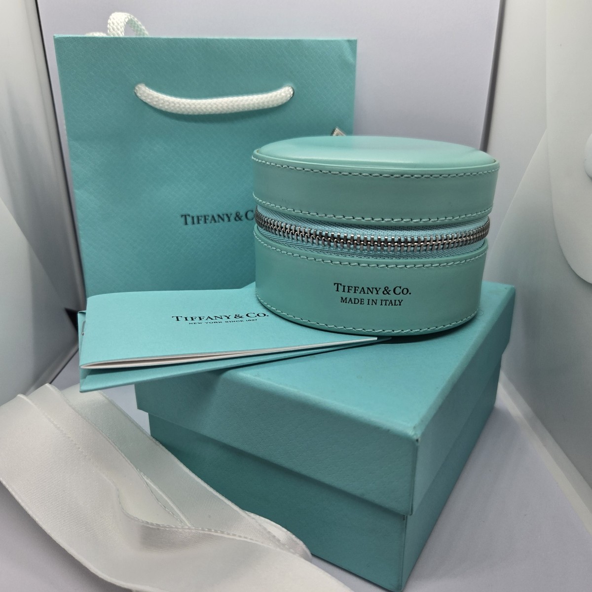 Tiffany & Co Round Jewelry Storage Case Leather Mini Box Made in