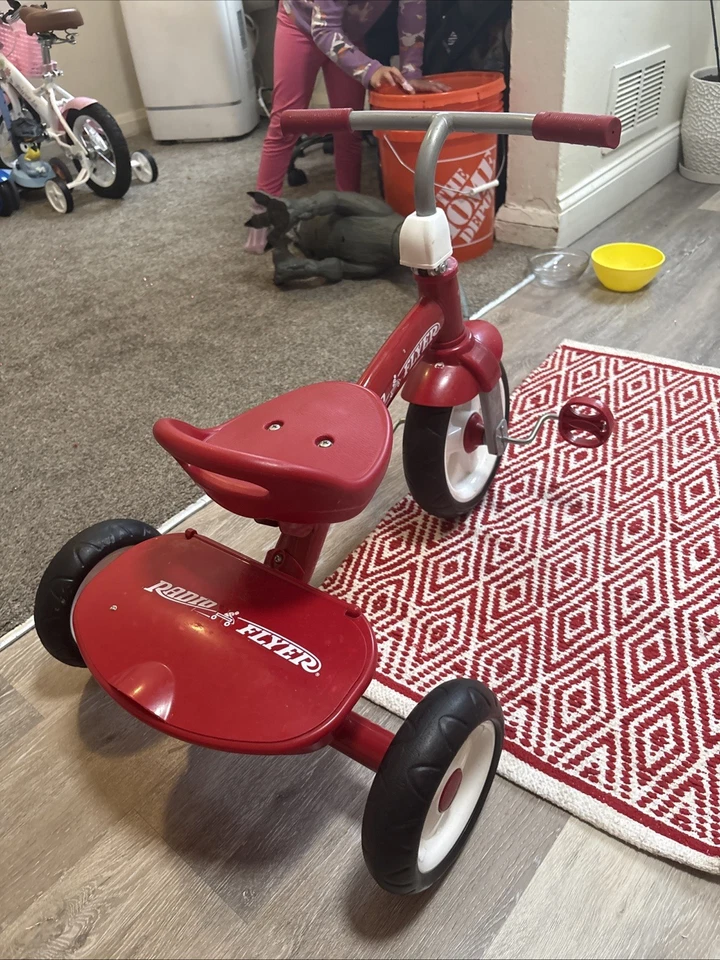 Bicicleta Radio Flyer 3 Ruedas 2-5 Años Niños Foto 2 de 3