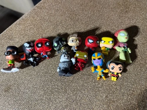 Funko Mini Figure Lot Of 12 Marvel Spider-Man Venom Deadpool Iron Man Thanos