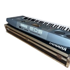 YAMAHA EOS B2000 Synthesizer 61 keys Used with Hard Case