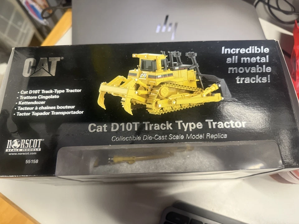 Topadora con desgarrador Caterpillar Cat D10T - Norscot escala 1:50 modelo #55158 nueva Foto 2 de 2