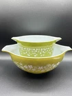 2 Vintage Pyrex Dishes Spring Blossom aka Crazy Daisy 474-B 1.5 Qt & 444 4 Qt.