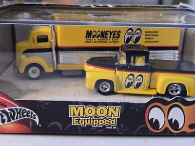 Hot Wheels 100 Moon Equipped 2 Car Set Mooneyes 1938 Ford Coe for