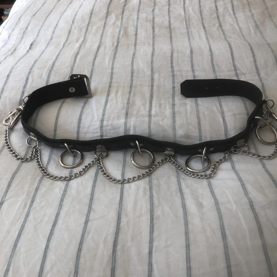 Anillo de Cadena Cinturón Punk Rock Cuero de Vaca Genuino Punk Rock ¡Excelente Estado!  Foto 3 de 3