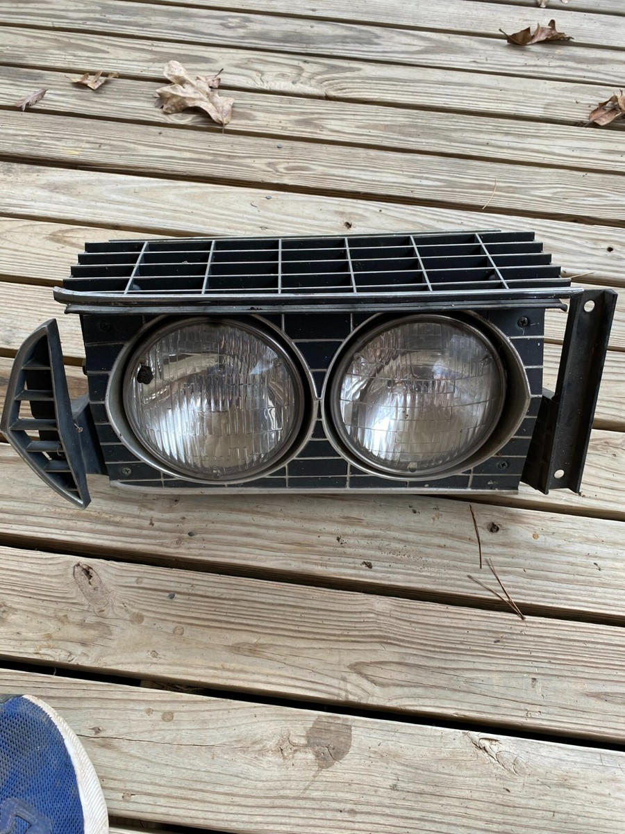 CAPE HORN STELLA ダウンBEAMS LIGHTS 1967-1968 Ford Thunderbird Headlight Bucket & Light Assembly RH
