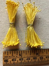 Vintage Millinery Flower all Yellow fine Stamen 2 bunch Lot Unused Stock HzQ