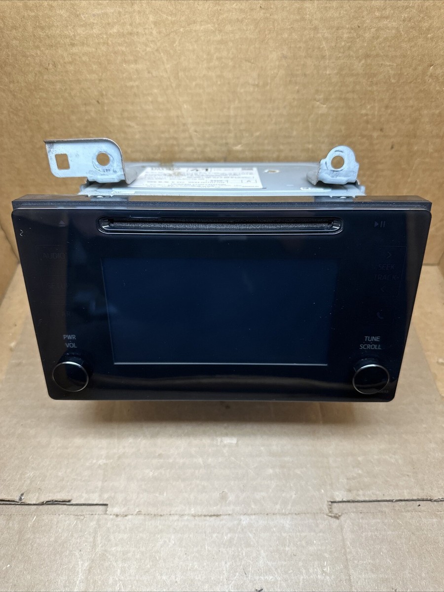 2014-2016 Toyota Sienna Radio CD Player Display Screen P10693