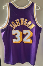 Magic Johnson Lakers 1984/85 Mitchell & Ness Jersey