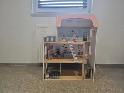 Puppenhaus - Bild 1 von 4