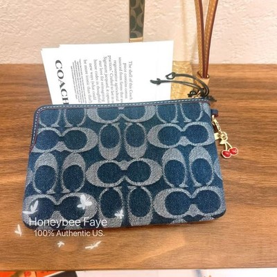 NWT Coach Corner Zip Wristlet In Signature Denim CZ452 | eBay