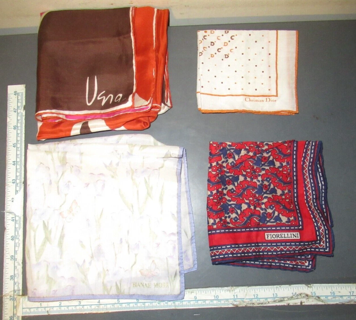 LOT DE FOULARDS VINTAGE CHRISTIAN DIOR HANAE MORI VERA NEUMANN FIORELLINI