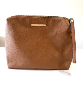 steve madden toiletry bag