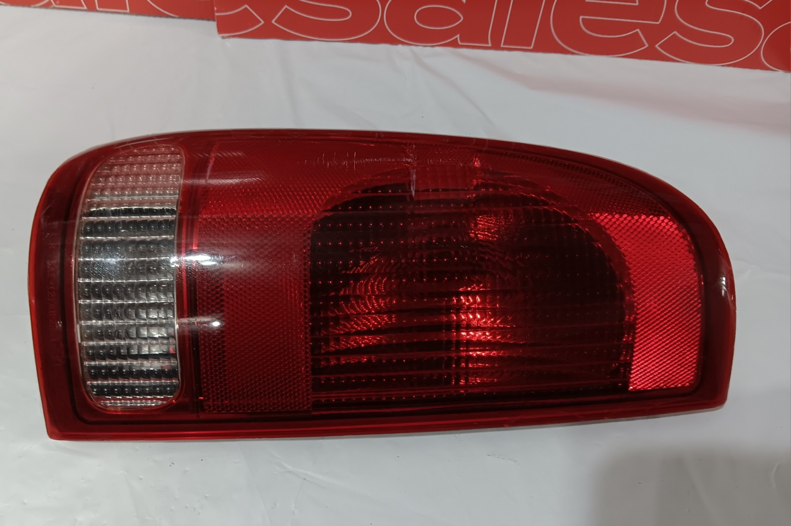 Driver Left Tail Light Rectangular Fits 99-07 FORD F250SD PICKUP 397692