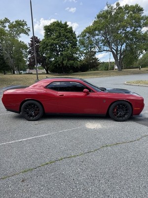 2016 Dodge Challenger SRT HELLCAT