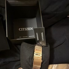 Наручные часы Citizen Gold Metal Wristwatch