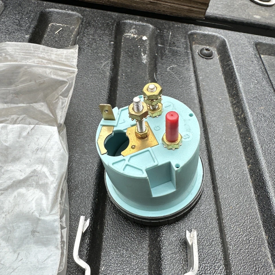 Autobús de tránsito Gillig Phantom City calibre 24 voltios/metro 51-14120 voltímetro con montaje Foto 2 de 3