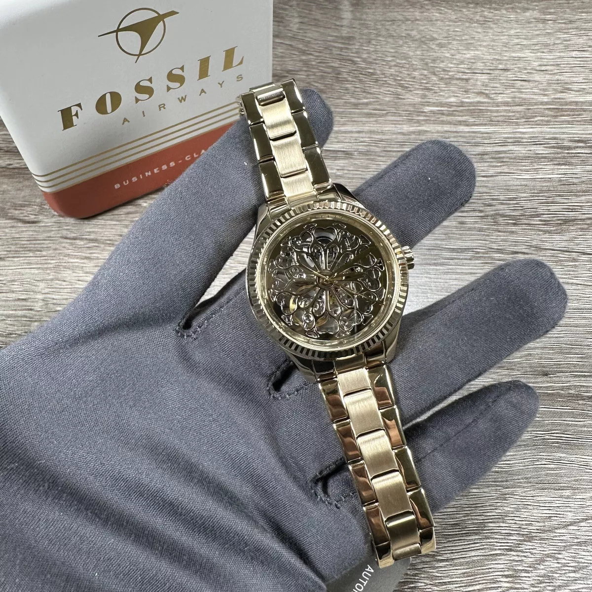 Fossil boxing online day sale 2021