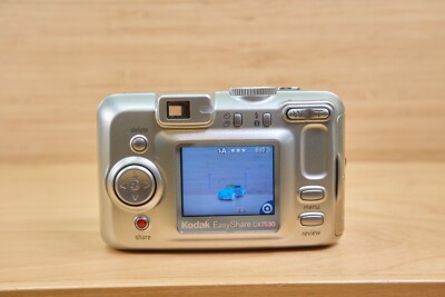 Kodak Easyshare CX7530 5 MP Digital Camera, with 3x Optical Zoom