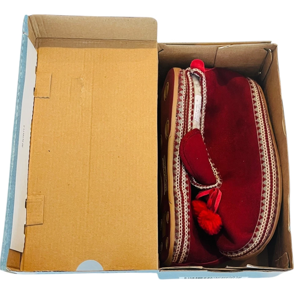 Chinelos Deer Stags Slipperooz Camurça Vermelha Carmesim - Feminino 9M - NOVO com Caixa - Imagem 2 de 4