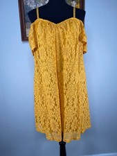 Mittoshop Lace A-Line Dress Women's Medium Cold Shoulder Yellow Spaghetti Strap