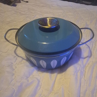PRISTINE Vintage Cathrineholm Norway Blue Lotus Enamel Casserole Dutch Oven MINT