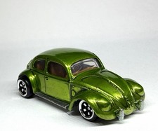 Hot Wheels Custom Made Classic Green Bug VW Volkswagen Diecast 1:64