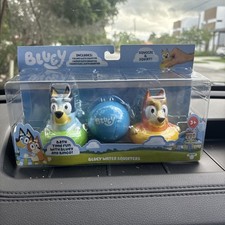 Moose Toys Bluey Bath Squirters 3 Pack Series 4 Toy New With Box
