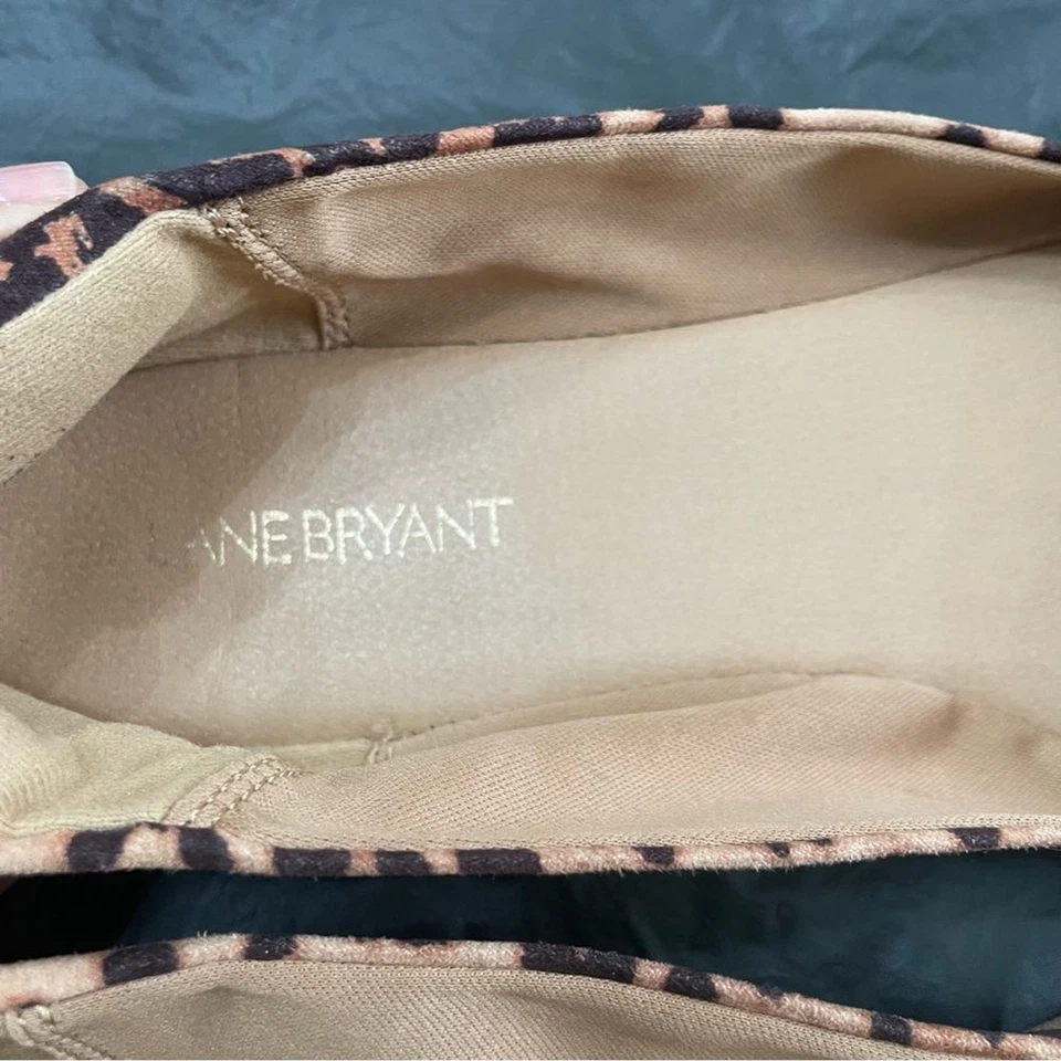 Lane Bryant 12W Rounded Toe Leopard Print Flats Cushioned Heels Comfy Foto 2 de 4