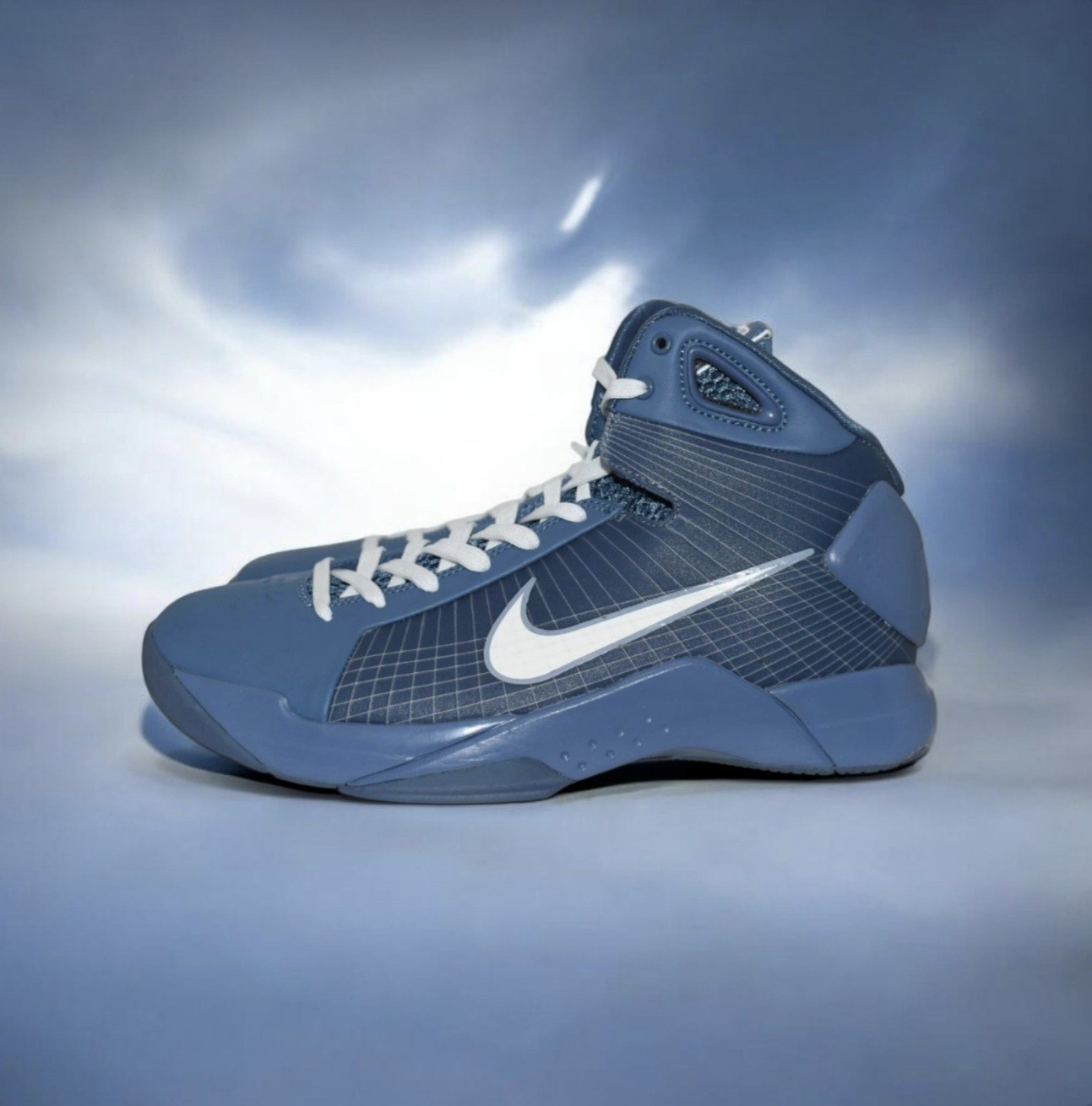 -  Mens Size 9