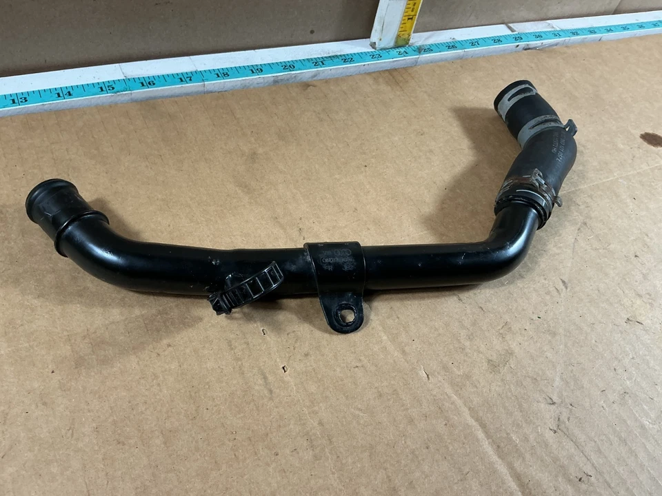 2006-2010 AUDI A4 2.0T FSI TUBO DE REFRIGERAÇÃO SÓLIDO FABRICANTE DE EQUIPAMENTO ORIGINAL - Imagem 2 de 4