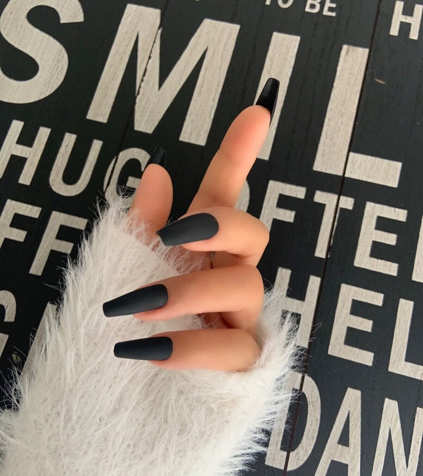 AiN Katy Ongles Artificiels Autocollants Expess On Nails 24 Unités Noir Noir Mat - Photo 1/4