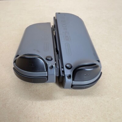 Nintendo JOY-CON (L)/(R) グレー　純正　新品未使用 Amazon.co.jp: 【任天堂純正品】Joy-Con (L) / (R) グレー : ゲーム