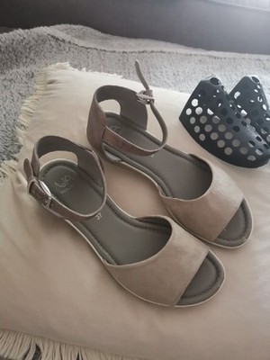 Sandalette Gr 37 Von Milano Mit Luftpolster Sohle