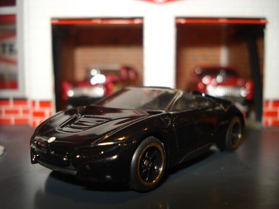 BMW I 8 ROADSTER CUSTOM EDITION SPORTS CAR 1/64 HW BLACK 7 SPOKE WHEELS ADDED