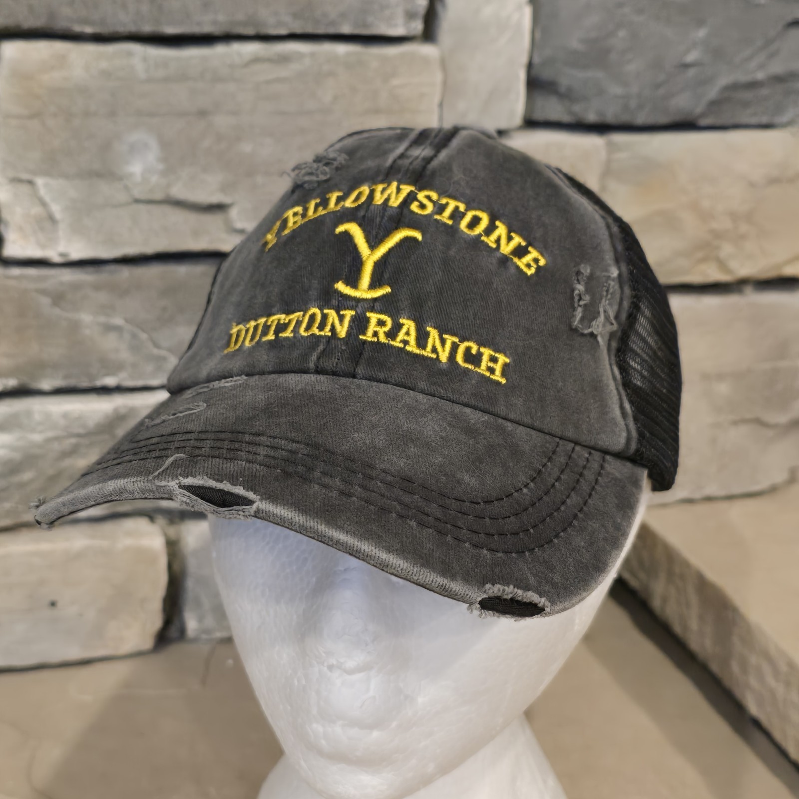 Cappello da donna con cappuccio a sfera strap back Yellowstone Dutton Ranch invecchiato pony nero